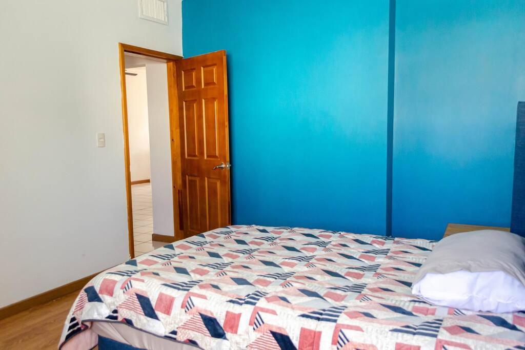 Alojamiento Completo 3 Habitaciones Chihuahua Eksteriør billede